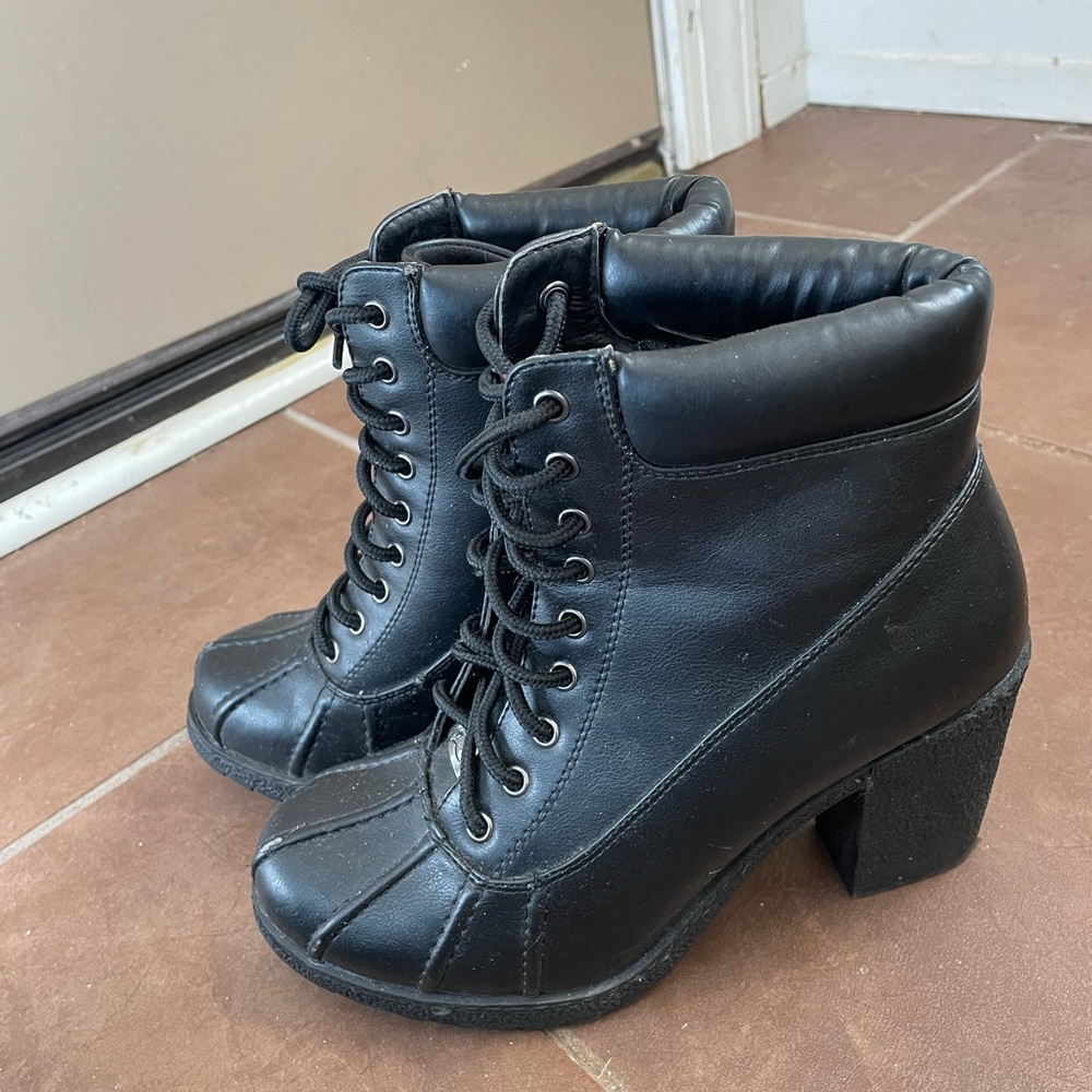 Size 7.5 Dollskill Black Lace-up Boots
